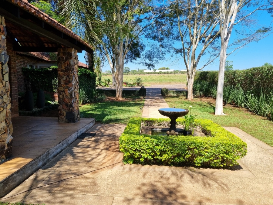 5 Bedroom Property for Sale in White River Rural Mpumalanga