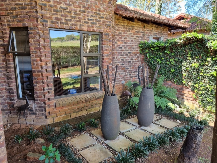 5 Bedroom Property for Sale in White River Rural Mpumalanga