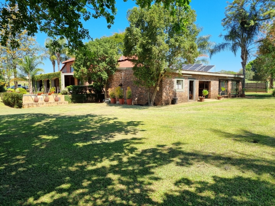 5 Bedroom Property for Sale in White River Rural Mpumalanga