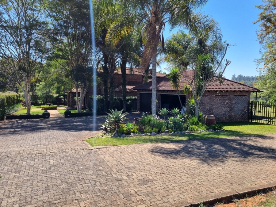 5 Bedroom Property for Sale in White River Rural Mpumalanga