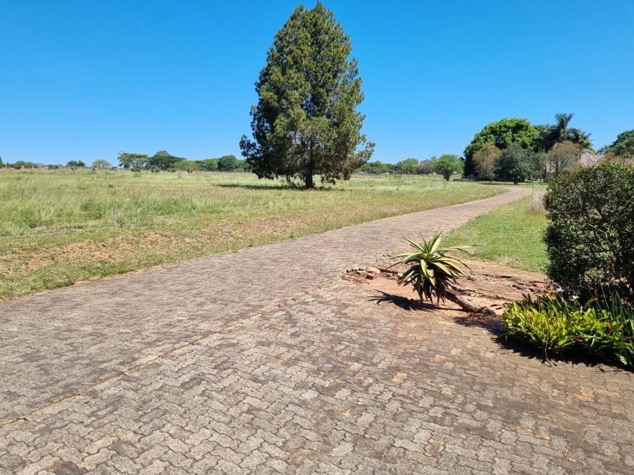 5 Bedroom Property for Sale in White River Rural Mpumalanga