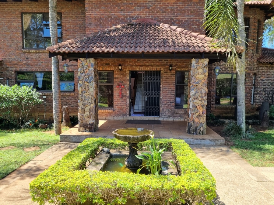 5 Bedroom Property for Sale in White River Rural Mpumalanga