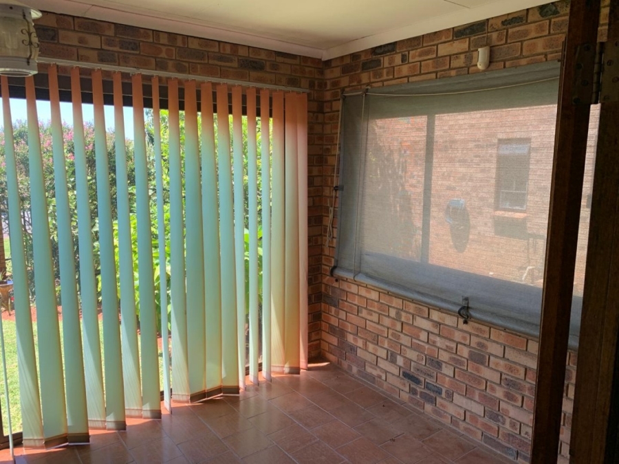 2 Bedroom Property for Sale in White River Ext 18 Mpumalanga