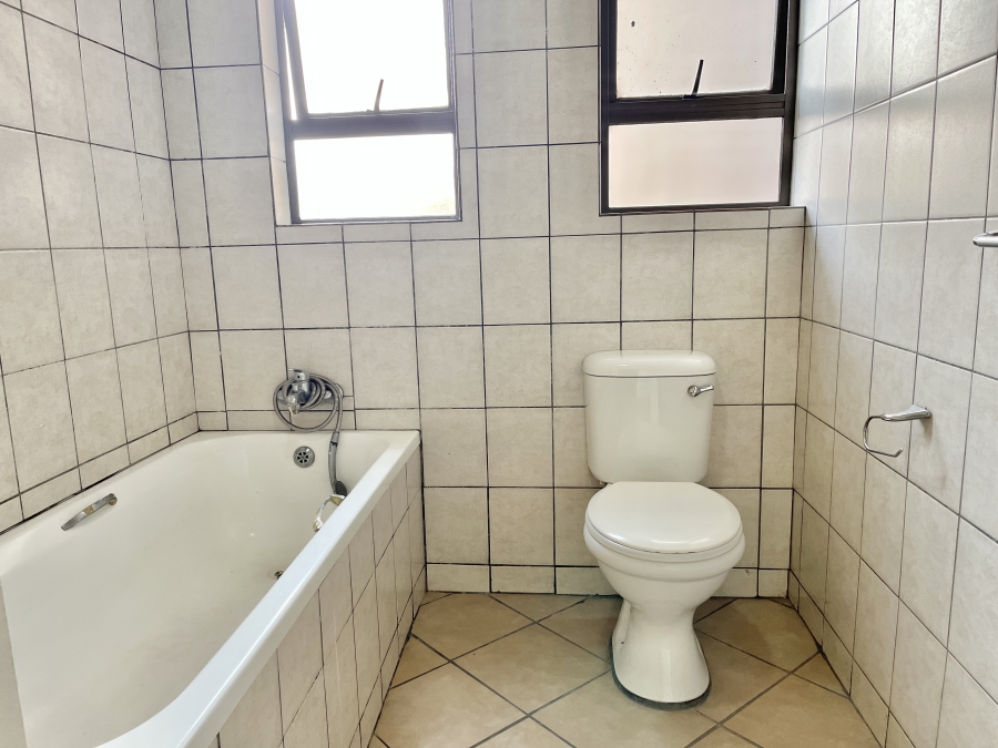 2 Bedroom Property for Sale in Sonheuwel Mpumalanga