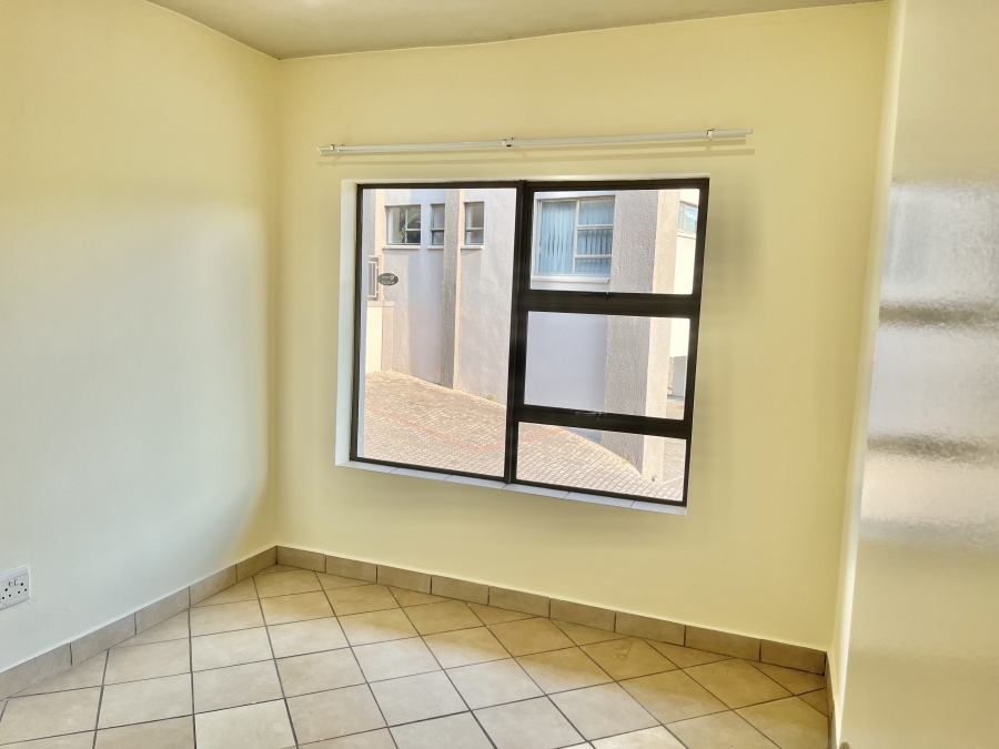 2 Bedroom Property for Sale in Sonheuwel Mpumalanga