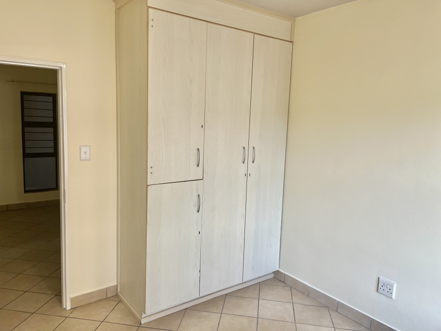 2 Bedroom Property for Sale in Sonheuwel Mpumalanga