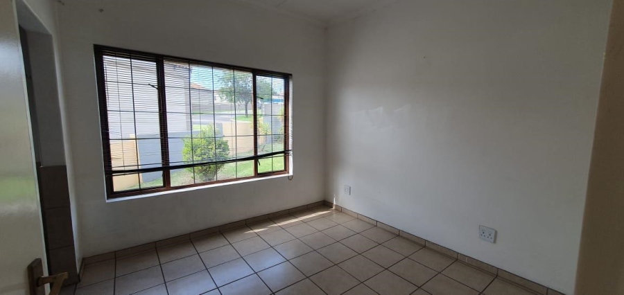 3 Bedroom Property for Sale in Jackaroo Park Mpumalanga