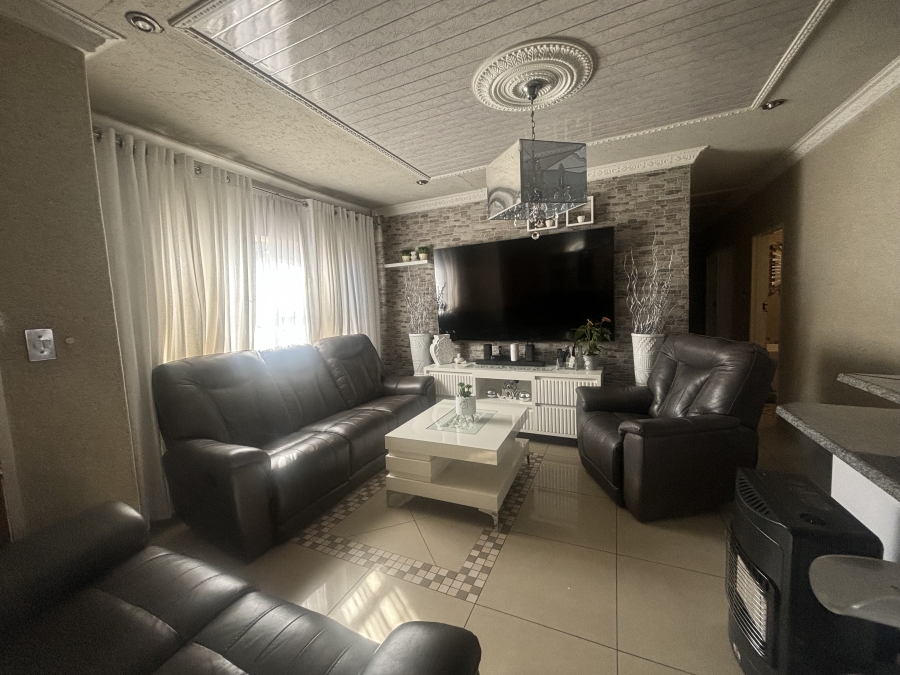 3 Bedroom Property for Sale in Witbank Ext 41 Mpumalanga