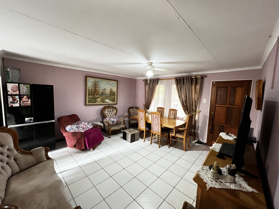 2 Bedroom Property for Sale in West Acres Ext 29 Mpumalanga