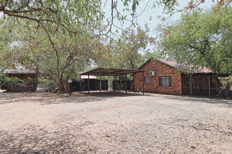 3 Bedroom Property for Sale in Marloth Park Mpumalanga