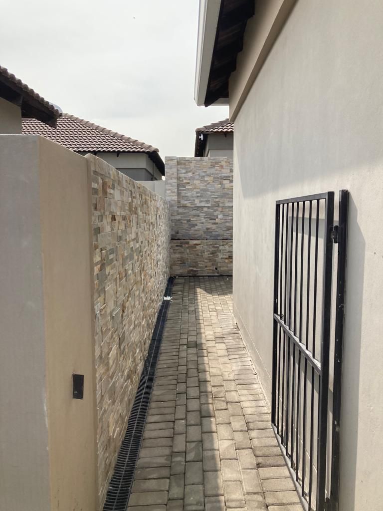 3 Bedroom Property for Sale in Terra Nova Mpumalanga