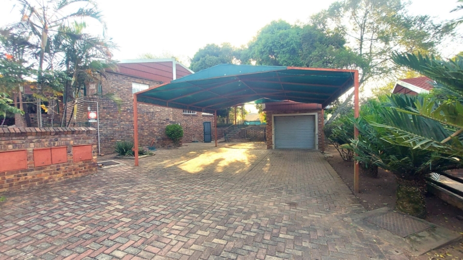 2 Bedroom Property for Sale in Kingsview Mpumalanga