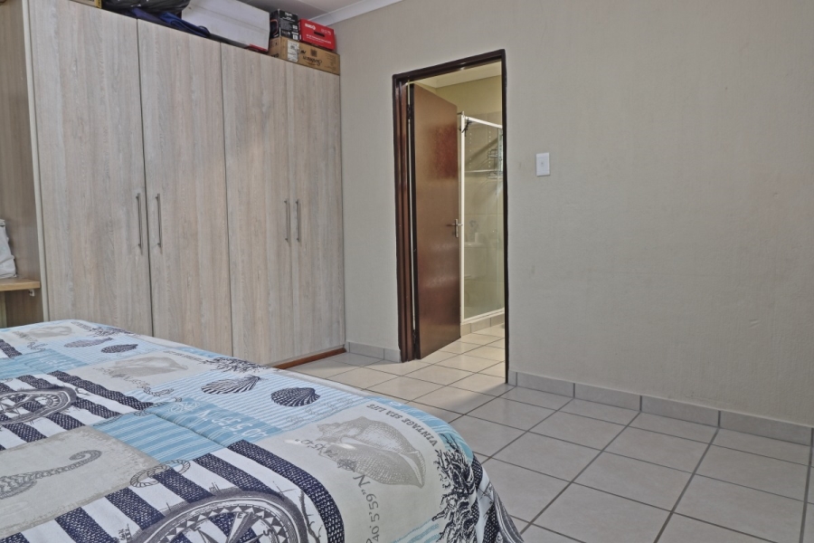 2 Bedroom Property for Sale in Marloth Park Mpumalanga