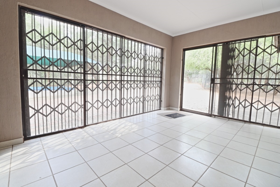 2 Bedroom Property for Sale in Marloth Park Mpumalanga