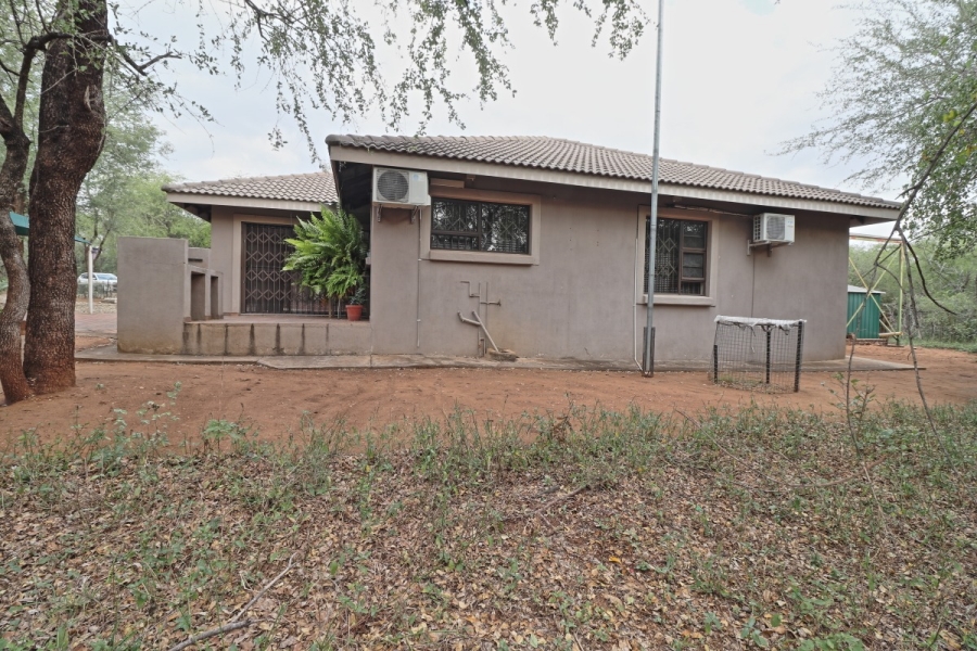 2 Bedroom Property for Sale in Marloth Park Mpumalanga