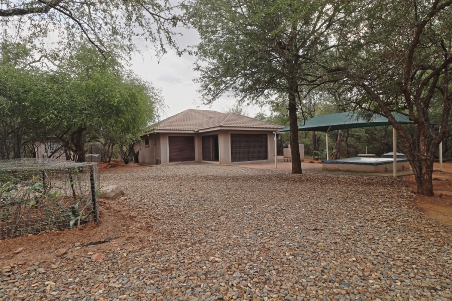 2 Bedroom Property for Sale in Marloth Park Mpumalanga