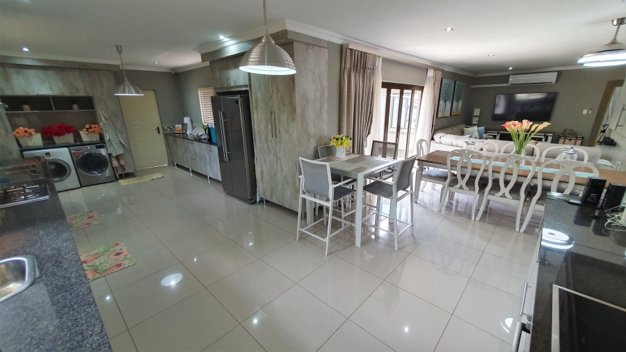 5 Bedroom Property for Sale in Riverside Park Mpumalanga