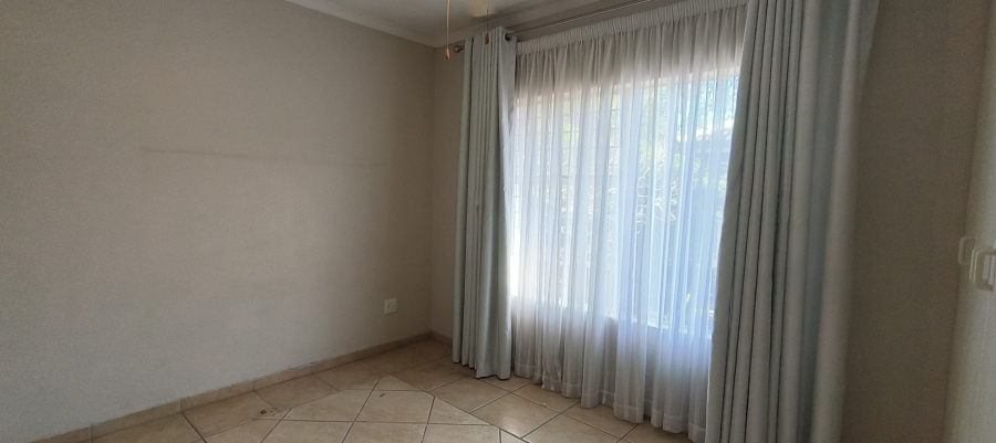 To Let 2 Bedroom Property for Rent in Nelspruit Mpumalanga