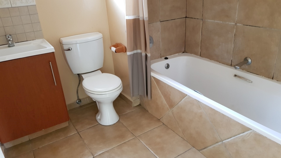 To Let 2 Bedroom Property for Rent in Nelspruit Mpumalanga