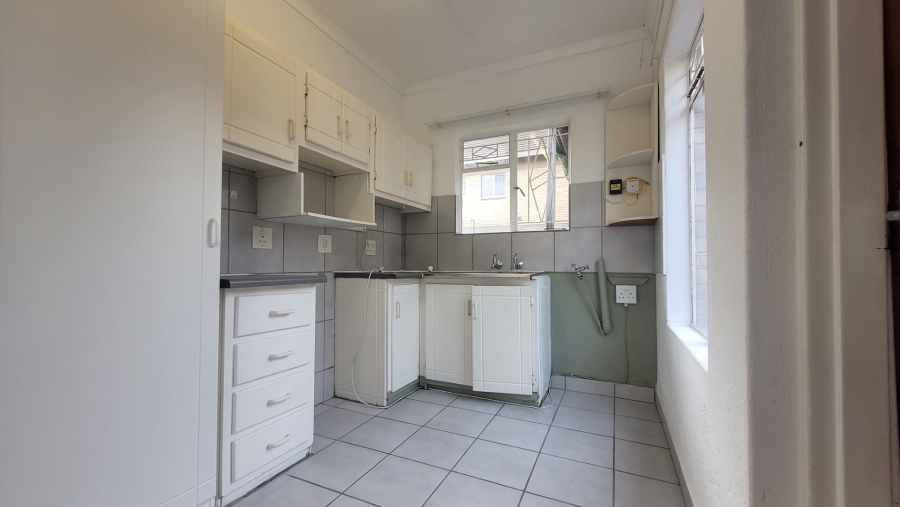 To Let 1 Bedroom Property for Rent in Nelspruit Ext 9 Mpumalanga