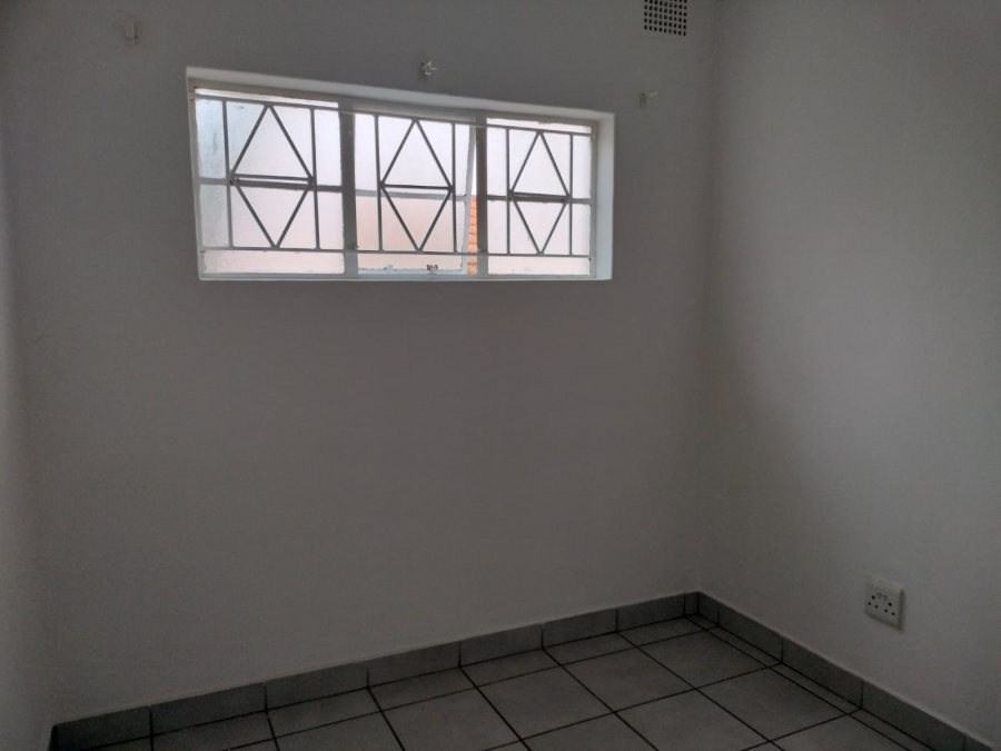 To Let 1 Bedroom Property for Rent in Sonheuwel Mpumalanga