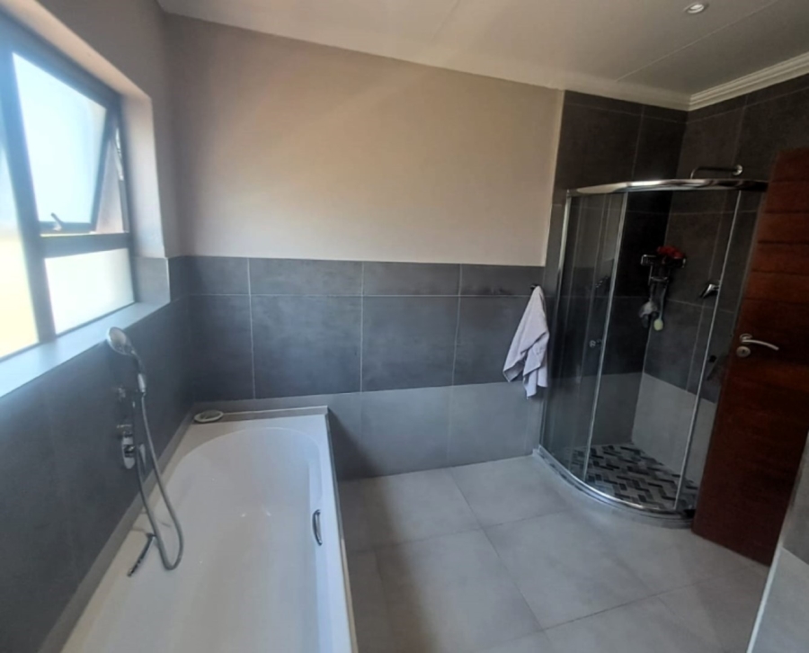 4 Bedroom Property for Sale in Drum Rock Mpumalanga