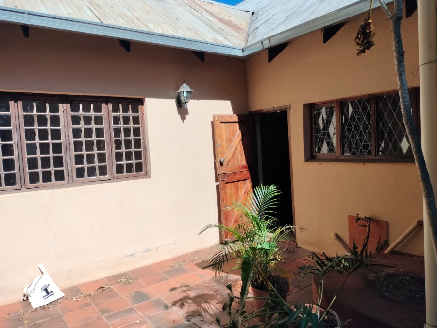 2 Bedroom Property for Sale in Barberton Mpumalanga