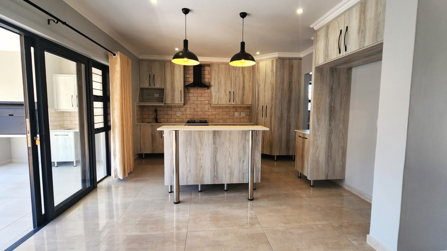 4 Bedroom Property for Sale in Elawini Lifestyle Estate Mpumalanga