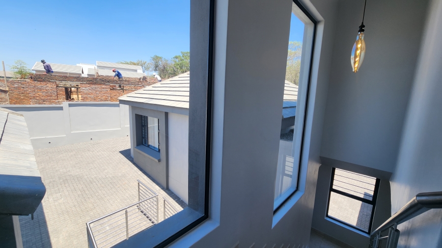 4 Bedroom Property for Sale in Elawini Lifestyle Estate Mpumalanga