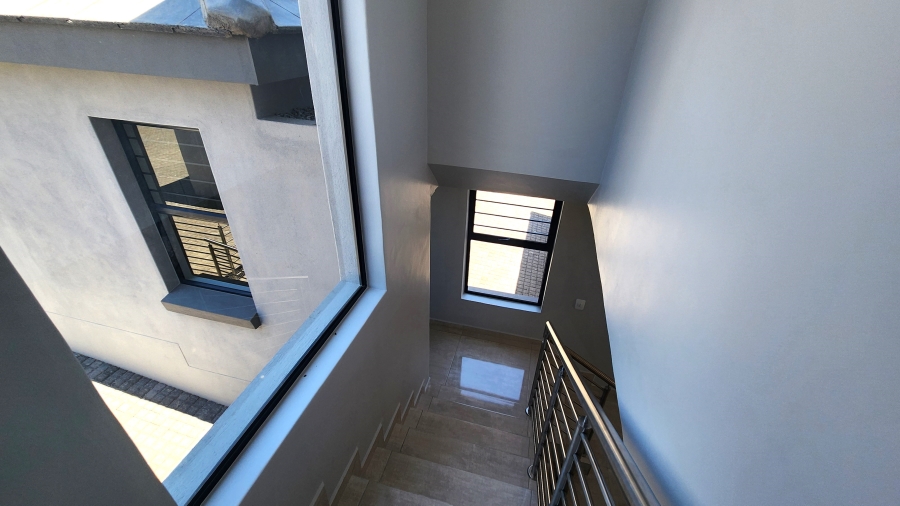 4 Bedroom Property for Sale in Elawini Lifestyle Estate Mpumalanga