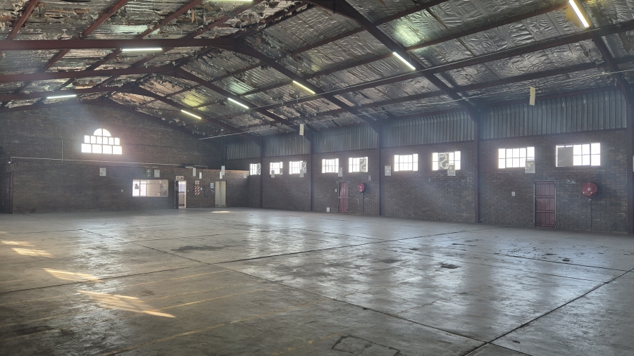 To Let commercial Property for Rent in White River Industrial Mpumalanga