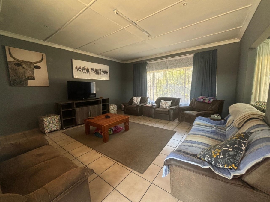 3 Bedroom Property for Sale in Witbank Ext 8 Mpumalanga