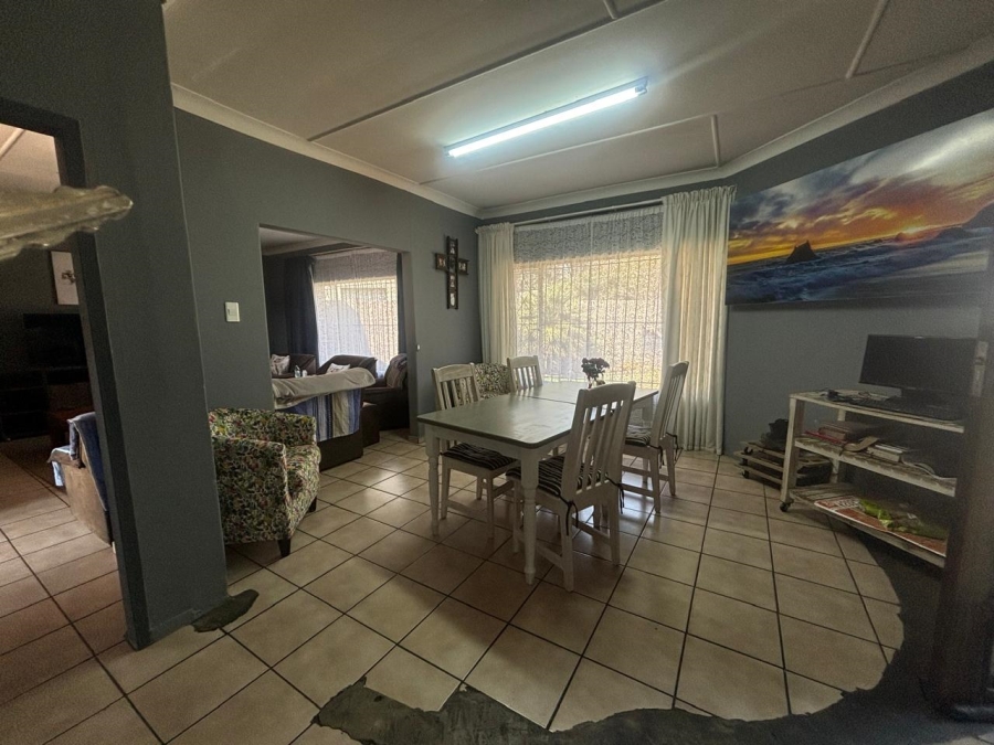 3 Bedroom Property for Sale in Witbank Ext 8 Mpumalanga