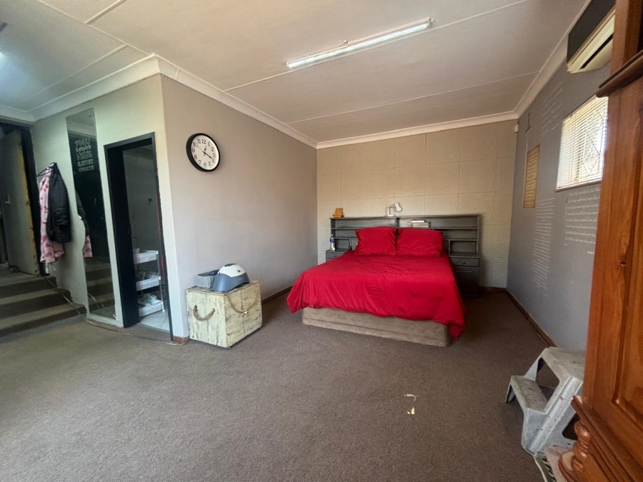 3 Bedroom Property for Sale in Witbank Ext 8 Mpumalanga