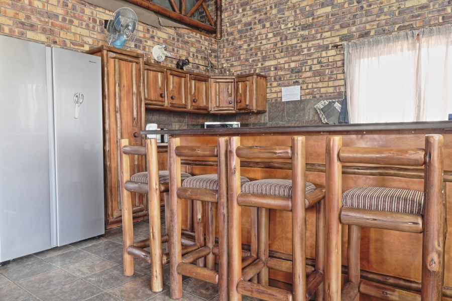 2 Bedroom Property for Sale in Marloth Park Mpumalanga