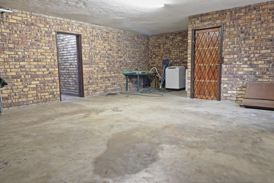 2 Bedroom Property for Sale in Marloth Park Mpumalanga