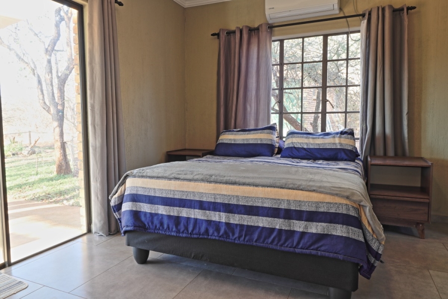 5 Bedroom Property for Sale in Marloth Park Mpumalanga