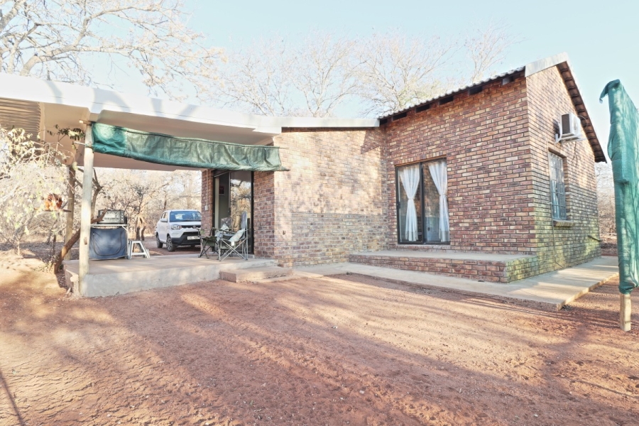 5 Bedroom Property for Sale in Marloth Park Mpumalanga