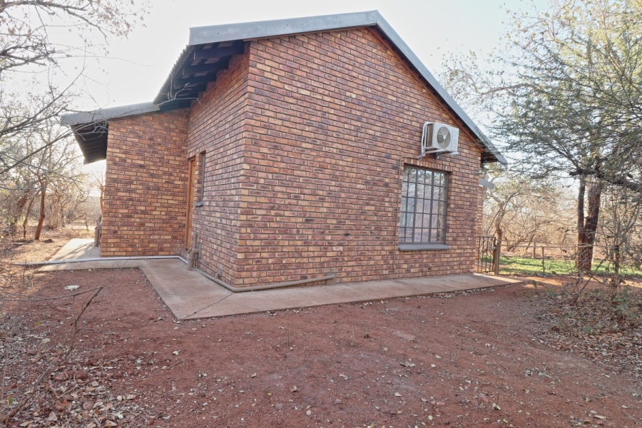 5 Bedroom Property for Sale in Marloth Park Mpumalanga