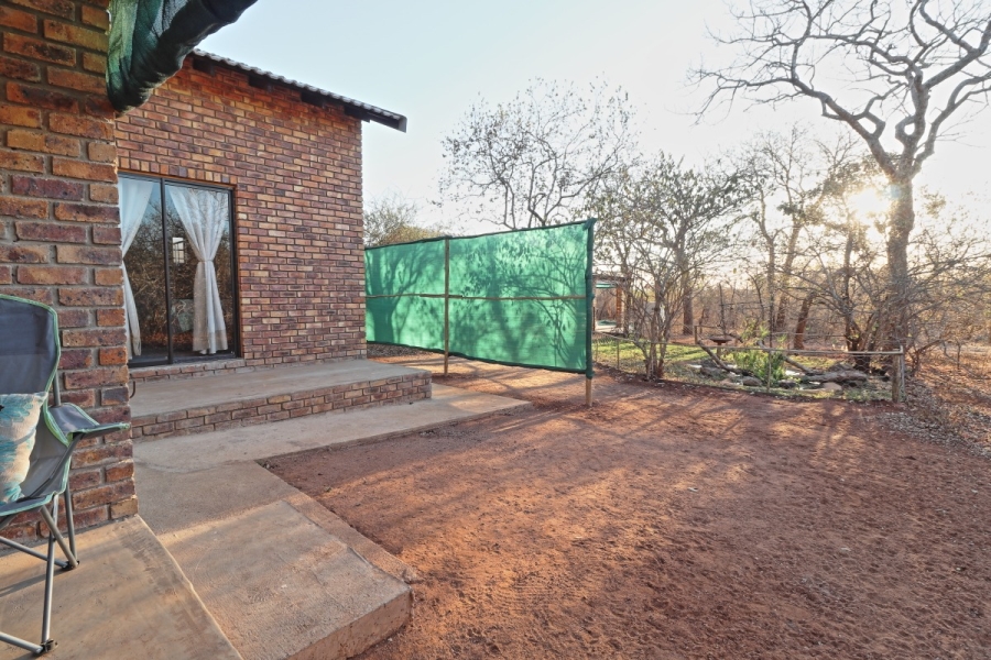 5 Bedroom Property for Sale in Marloth Park Mpumalanga