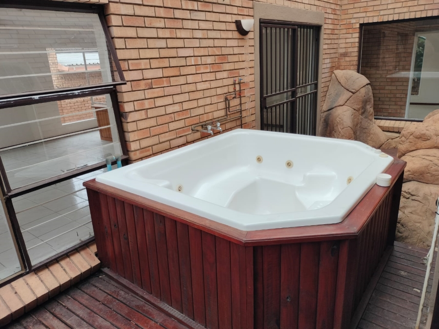 To Let 4 Bedroom Property for Rent in Steiltes Mpumalanga