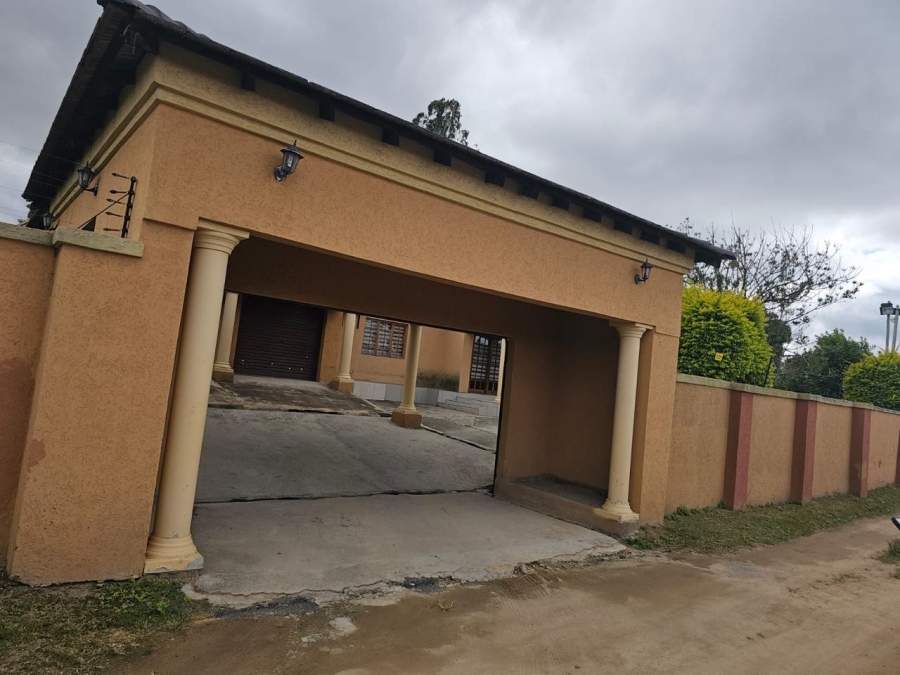 3 Bedroom Property for Sale in Pienaar Mpumalanga