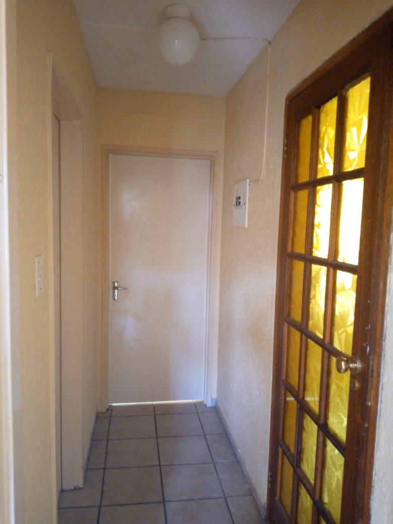 To Let 2 Bedroom Property for Rent in West Acres Mpumalanga