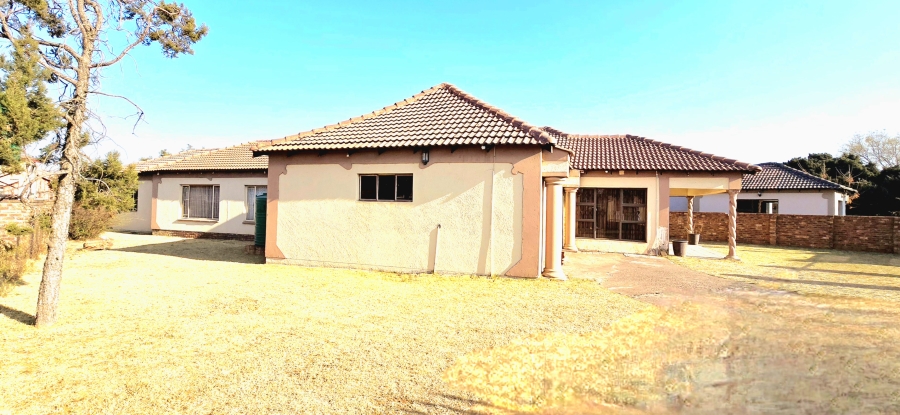 4 Bedroom Property for Sale in Tasbet Park Mpumalanga