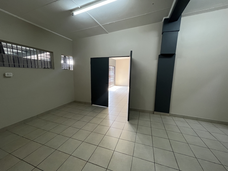 To Let commercial Property for Rent in White River Mpumalanga