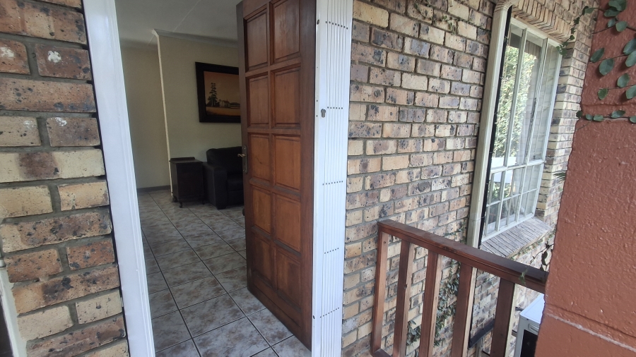 2 Bedroom Property for Sale in Nelspruit Ext 22 Mpumalanga