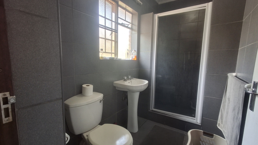 2 Bedroom Property for Sale in Nelspruit Ext 22 Mpumalanga