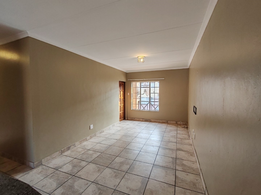 To Let 2 Bedroom Property for Rent in Nelspruit Ext 29 Mpumalanga