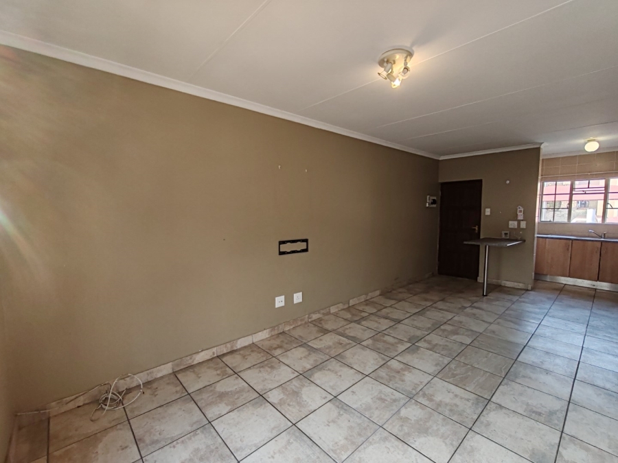 To Let 2 Bedroom Property for Rent in Nelspruit Ext 29 Mpumalanga