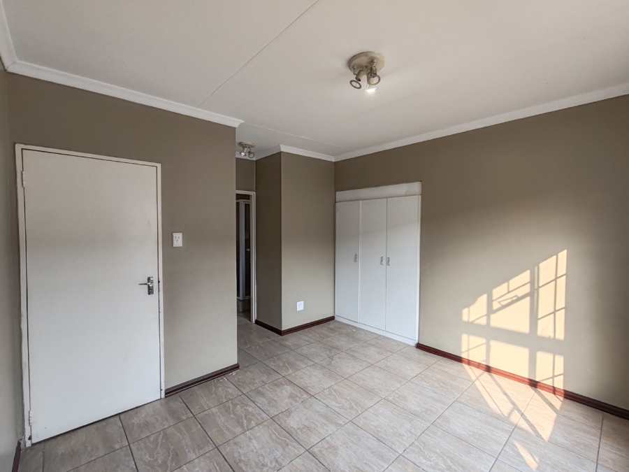 To Let 2 Bedroom Property for Rent in Nelspruit Ext 29 Mpumalanga